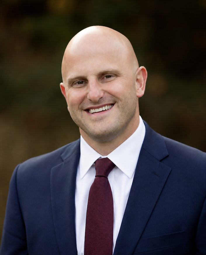 headshot of Brian Derr